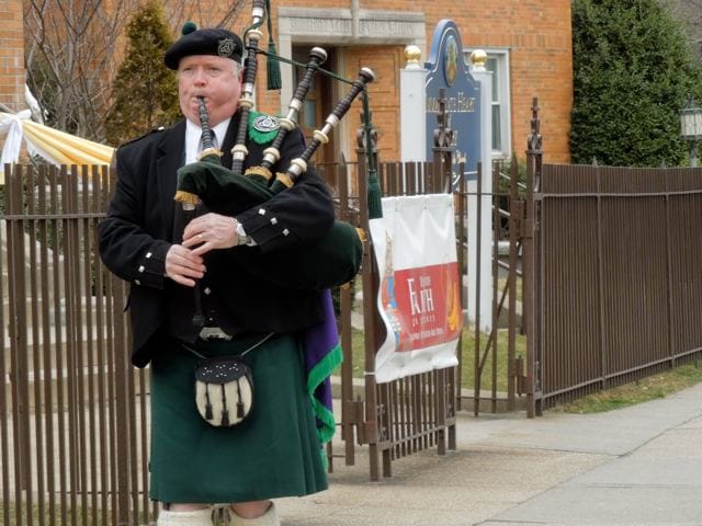 Photo of the Day: Bagpipes