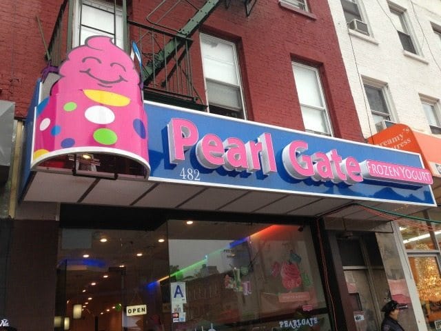 Bright New Signage Spotted At 5th Avenue’s Pearl Gate