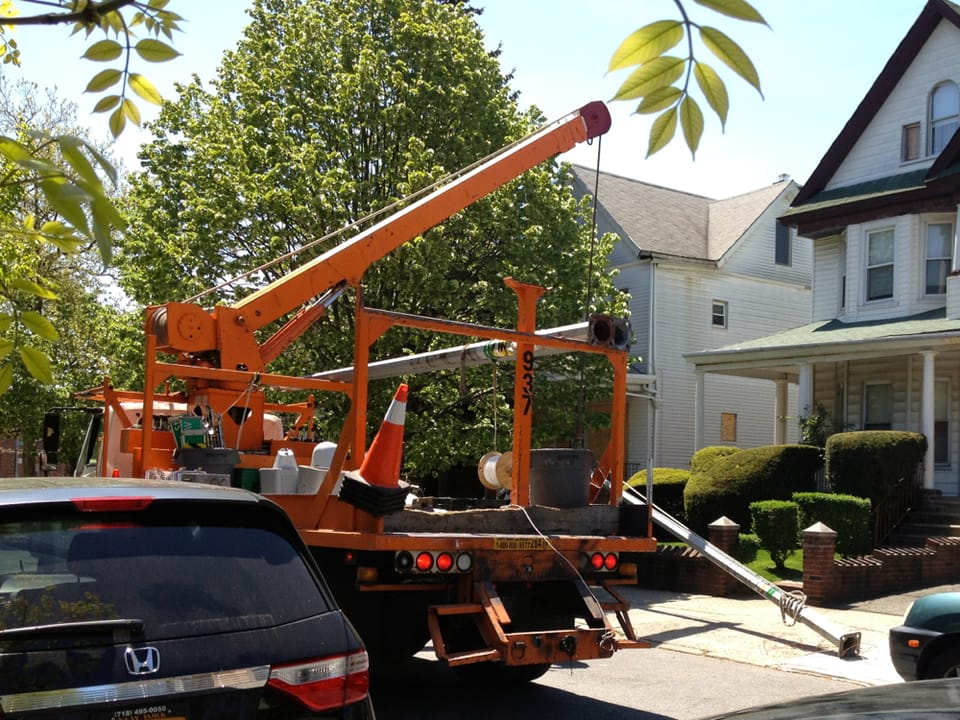 Streetlight Replaced On East 2nd Street