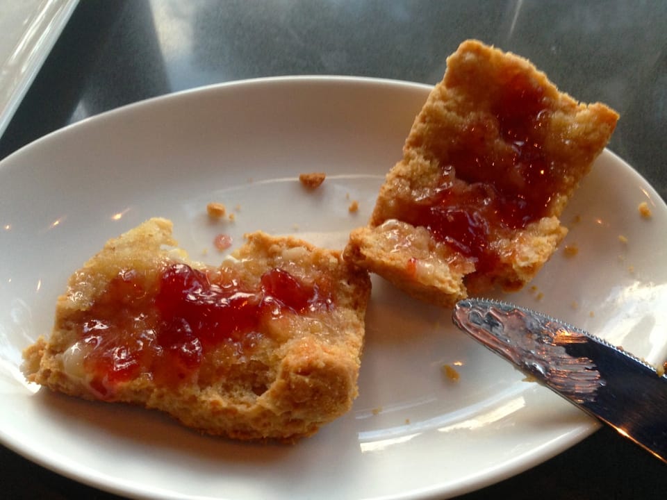 Bite Of The Day: Gruyere Biscuits From The Dogwood