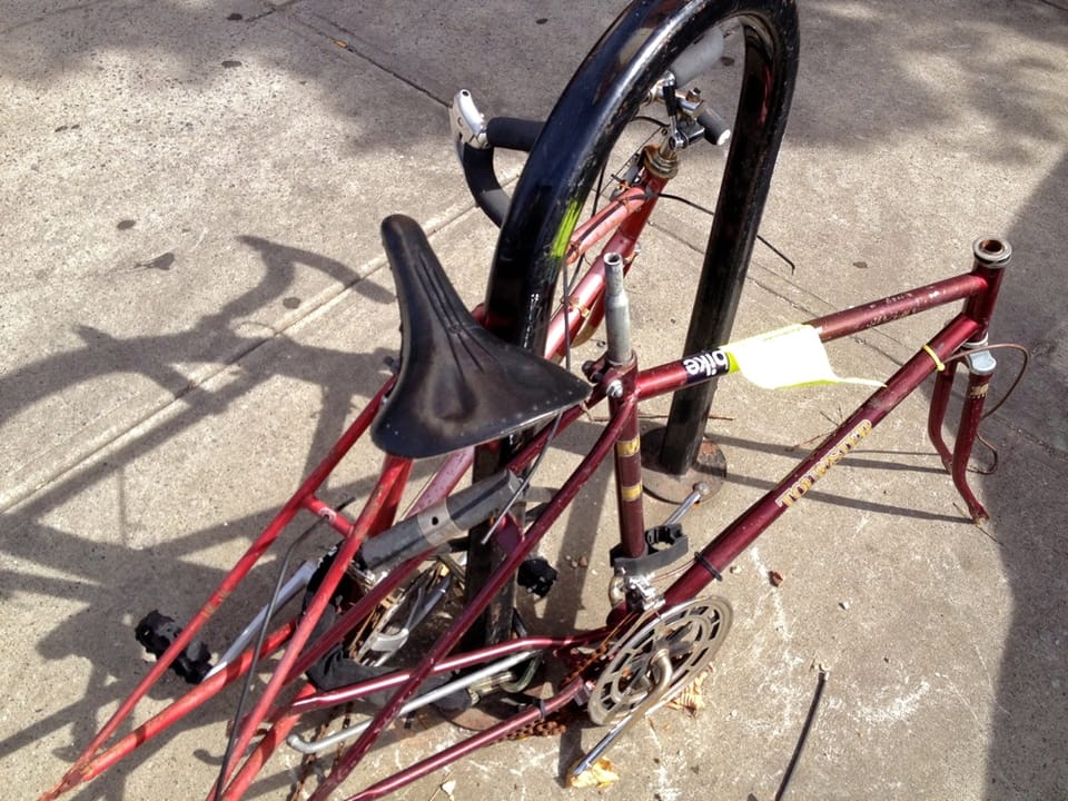 Ever Seen Sanitation Remove A Derelict Bicycle?