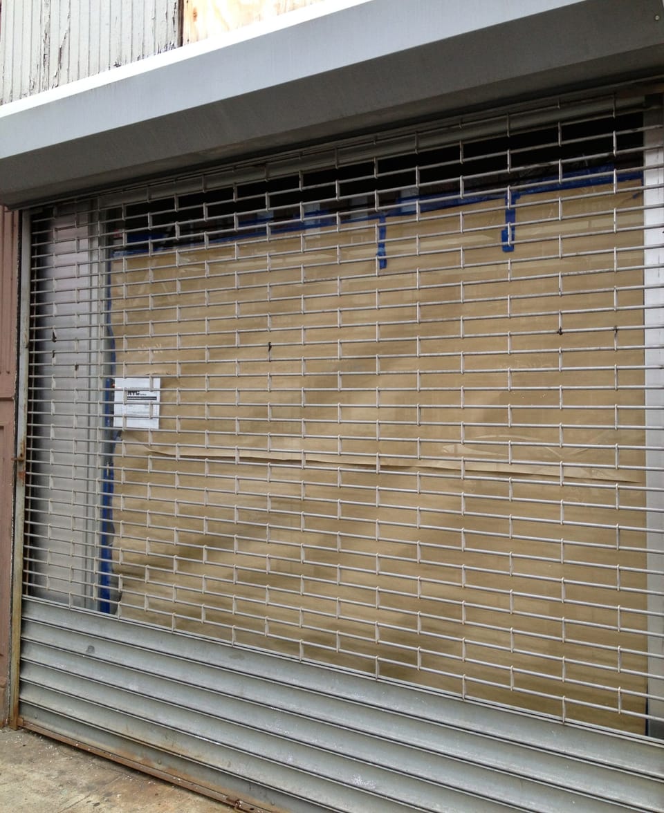 A New Irish Pub & Another Storefront Under Construction On 5th Avenue