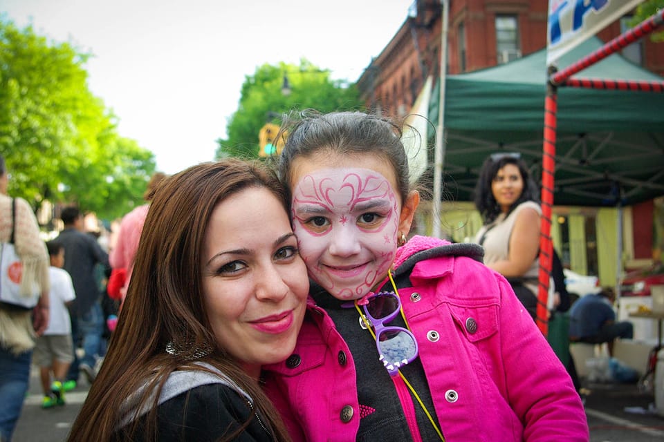 Scenes From The Fabulous Fifth Avenue Fair