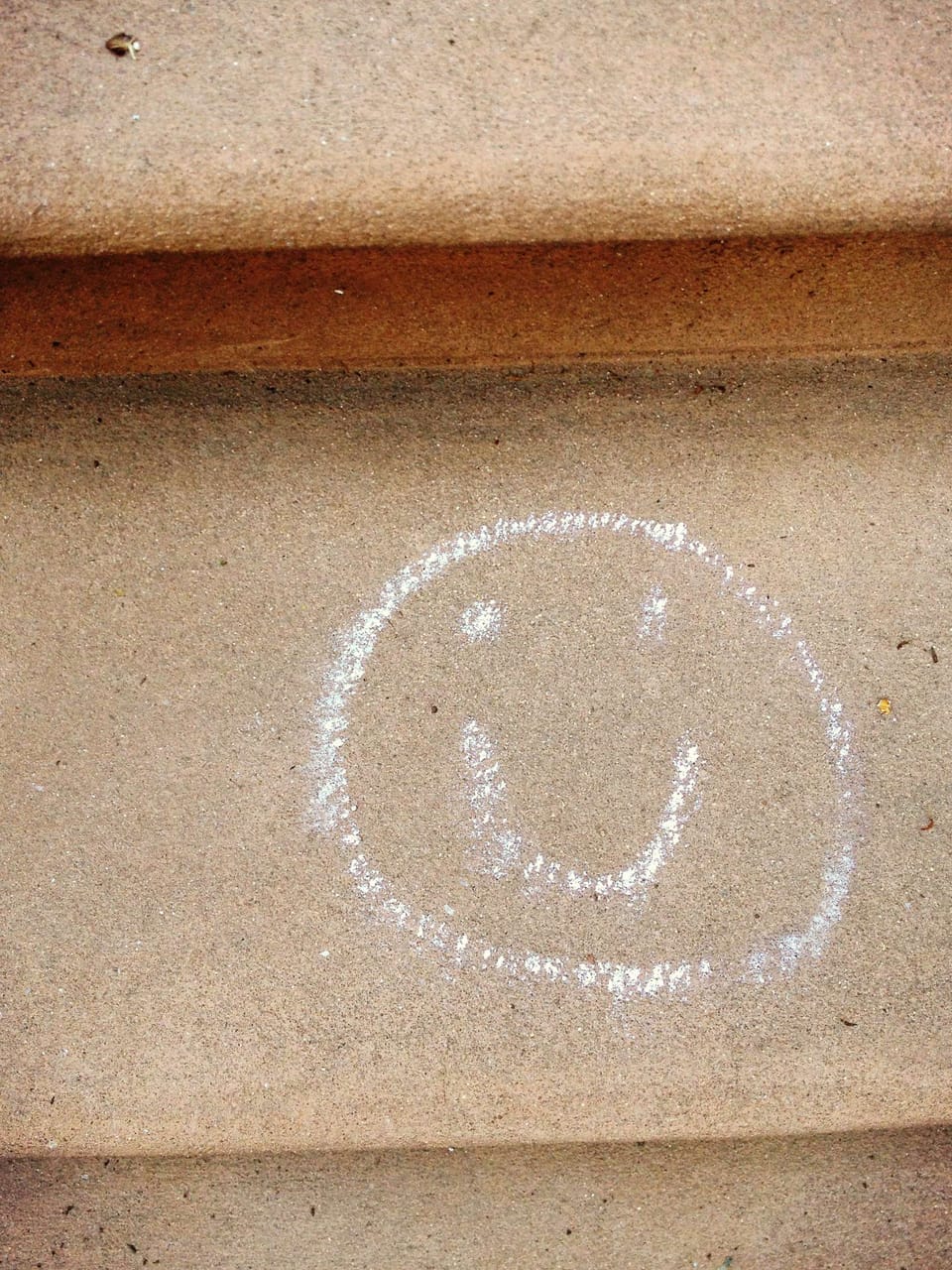 Photo Of The Day: Stoop Smile