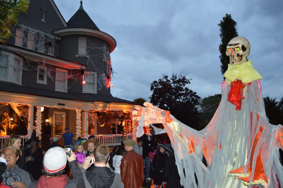 Photos: Halloween Scenes From Around Our Neighborhood