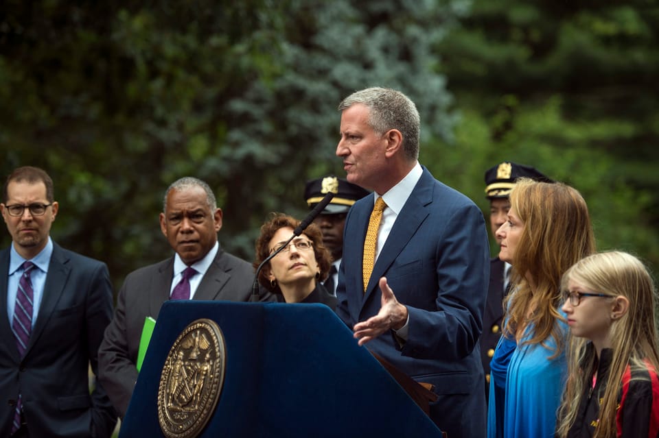 Mayor de Blasio Announces Major Cutback Of Car Traffic In Prospect Park