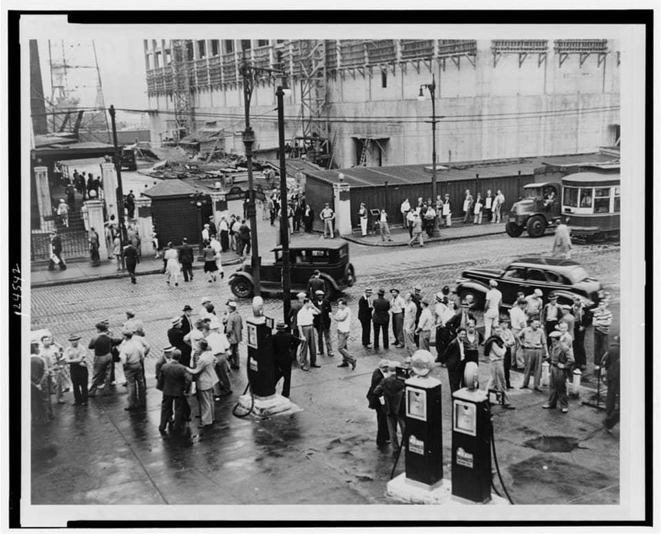 Flashback Friday: 1941 Picket Line Outside The Brooklyn Navy Yard