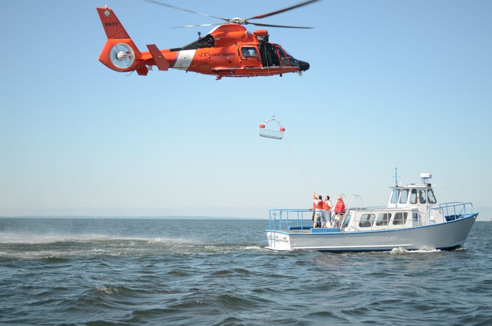 Kingsborough’s Future Lords Of New York Harbor Team Up With Coast Guard For Rescue Training