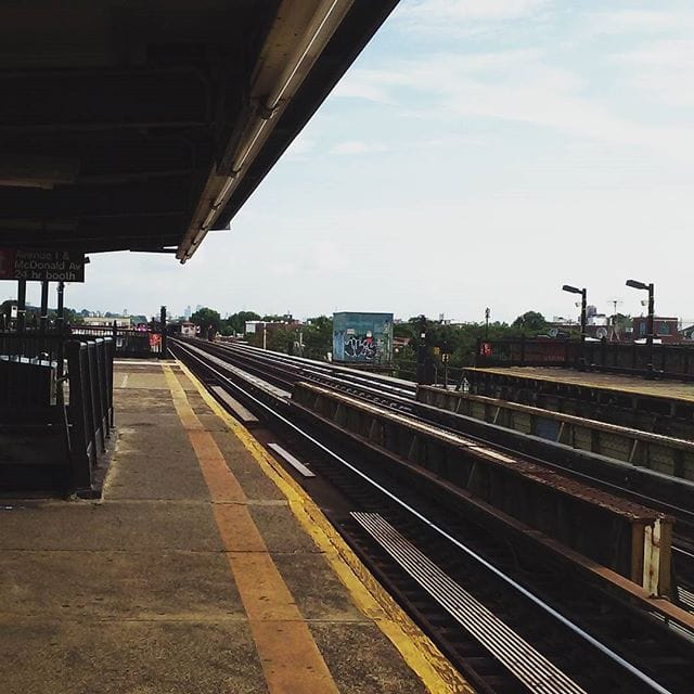 Embrace The Suck — Because The F Train Sucks Wet Socks This Weekend