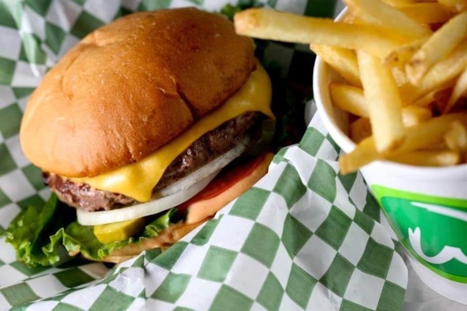 After Two Month Delay, Wahlburgers Opens In Coney Island