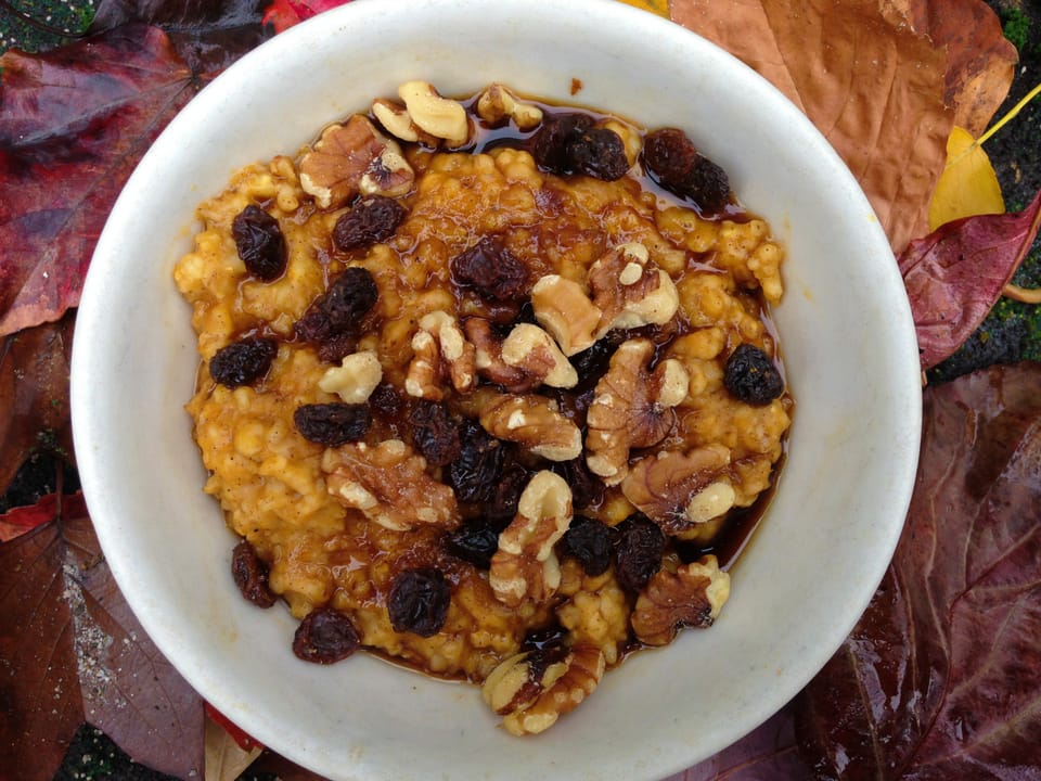 Hold On To Autumn With Slow Cooker Pumpkin Oatmeal