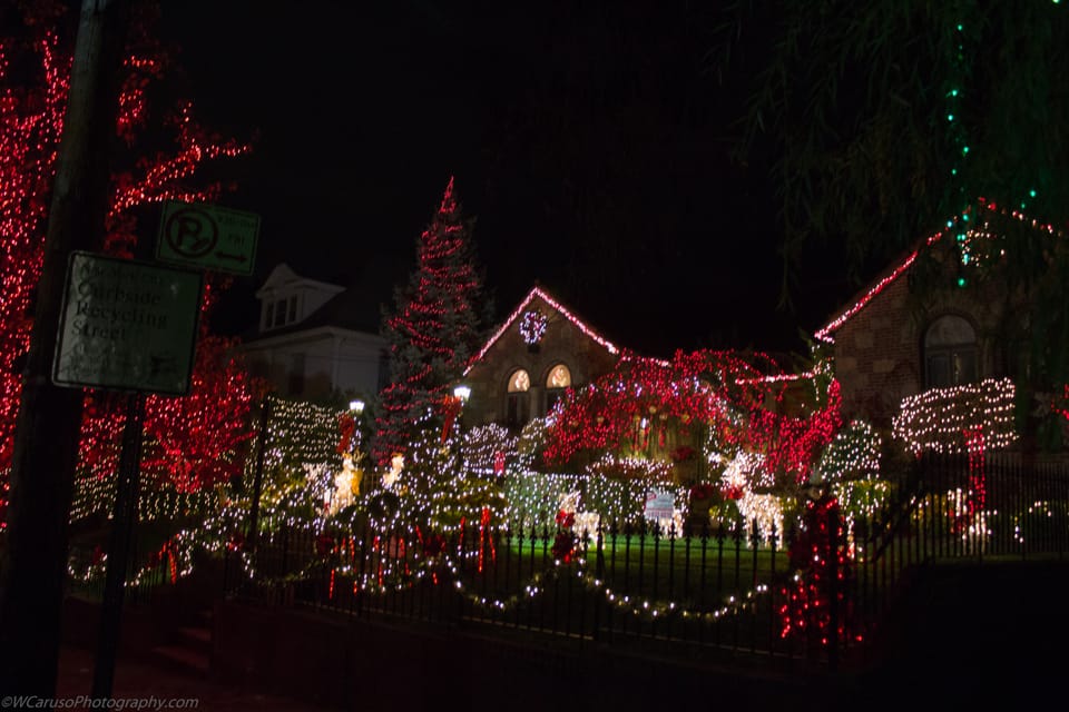 The Local’s Guide To Dyker Heights Christmas Lights 2015