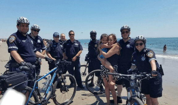 Hero Cops Reunite Lost Girl With Mom On Beach During July 4 Festivities