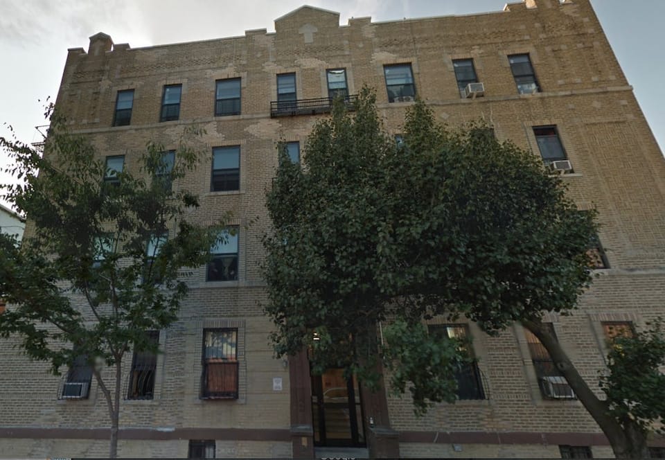 Infant Drowns In Bathtub At Carroll Gardens Home, Cops Say