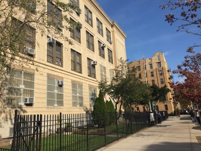 City Rolls Out Air Conditioning For NYC Classrooms Starting This Summer