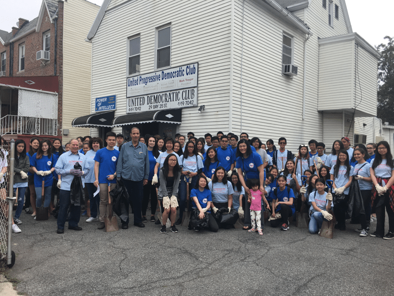 200 Volunteers Clean Up Trash-Ridden Bensonhurst Streets