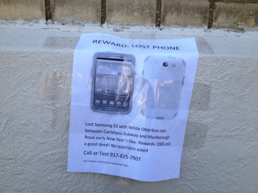 Lost Phone Sign