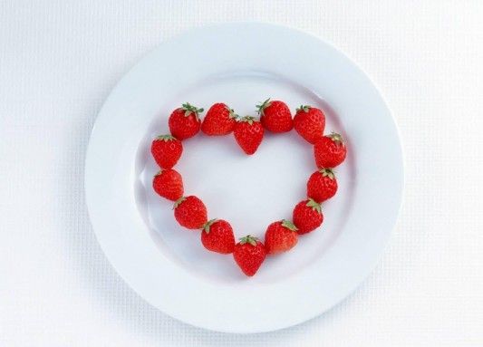 strawberry heart via Gravity Centre