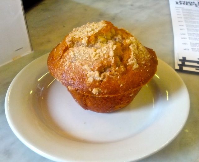 The equally delicious ginger raspberry muffin