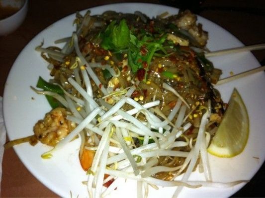 pad thai via yelp/song