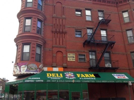 Edelstein Roofing Sign on 7th & 7th