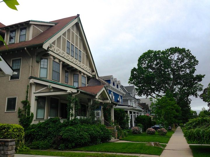 Know An Architect Familiar With Homes In Historic Districts?
