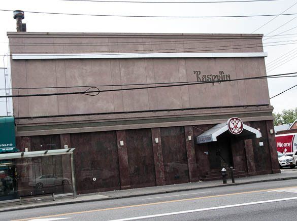 Rasputin Restaurant Evicted Padlocked As Owner Faces Fraud Charges Bklyner