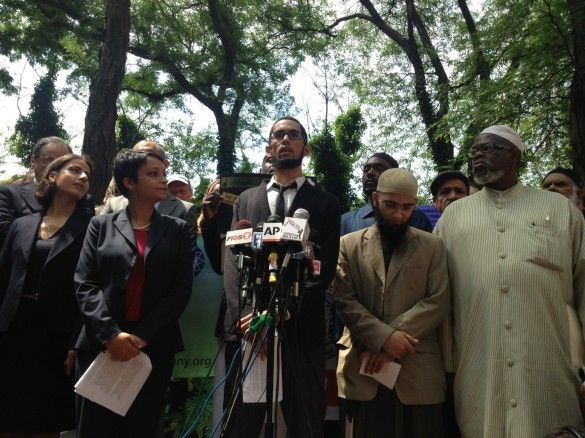 Plaintiff Asad Dandia at a Press Conference (Source: wnyc.org)