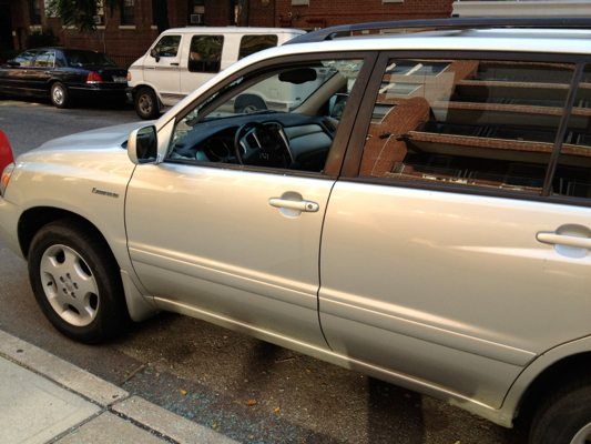 Car Break-In on Argyle