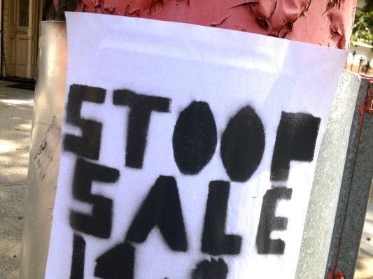 Stoop Sale Sign