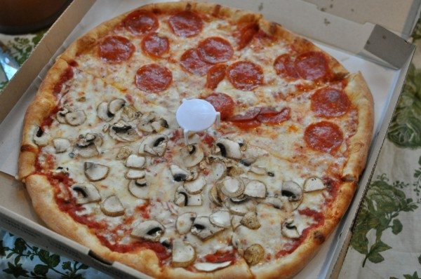 Pizza Challenge: Xpress Pizzeria Pie With Toppings