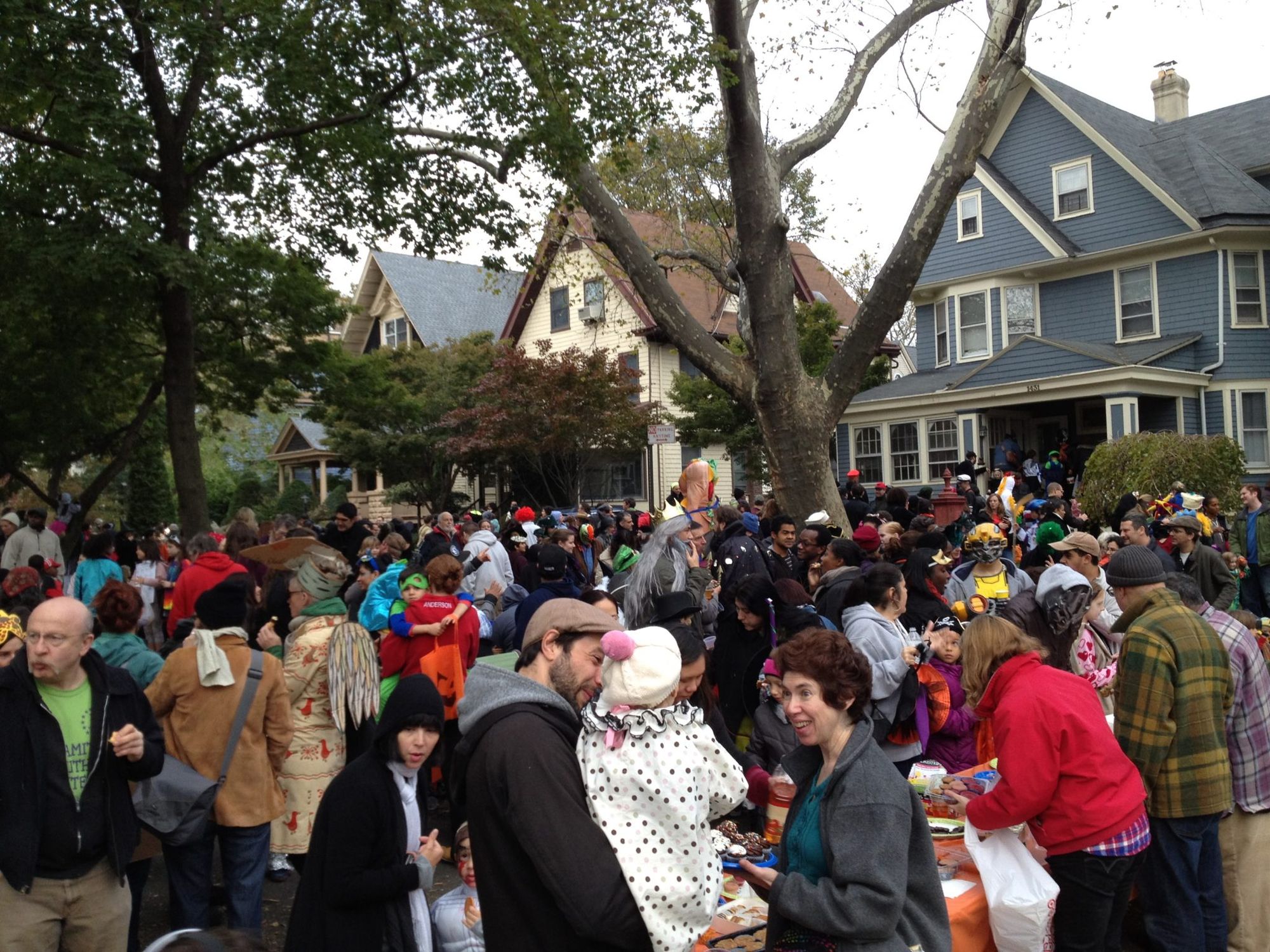 halloween on glenwood