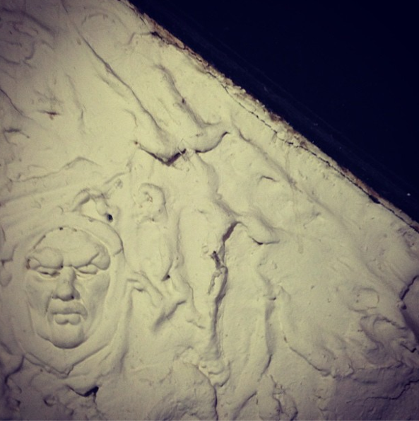 stucco face via ditmasparkcorner