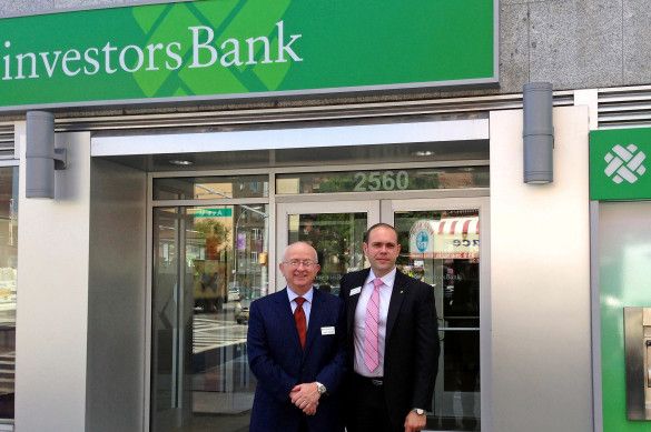 Investors Bank Customer Service Associate Slavko Pavlovic and Ocean Ave. Manager Gene Svetnikov in front of the new location. (Source: Investors Bank)