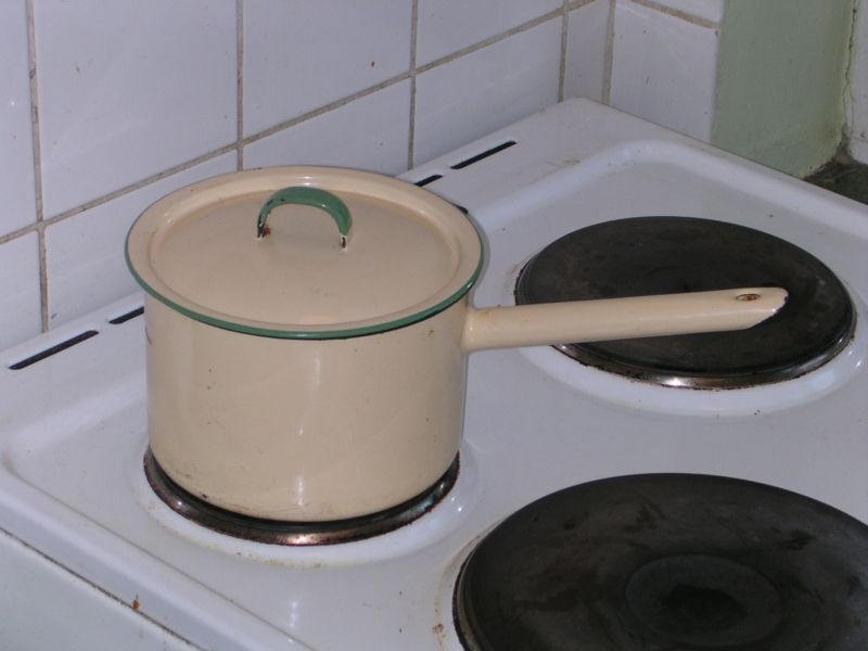 cooking pot