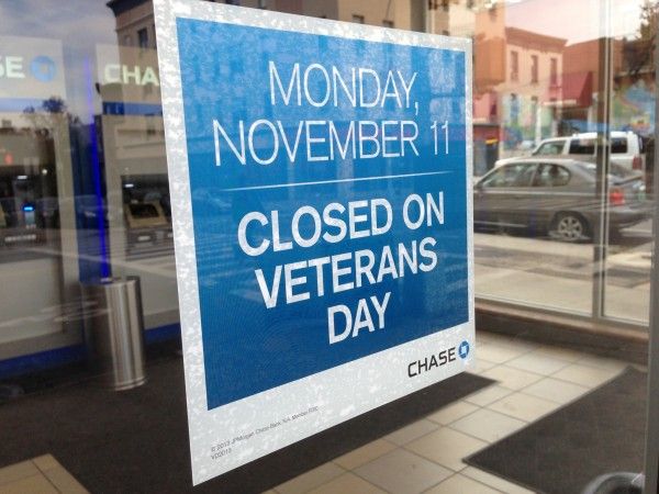 chase bank sign veterans day