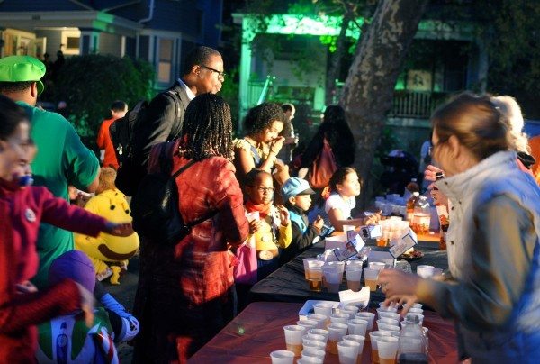 Halloween 2013: West Midwood Parade, snacks