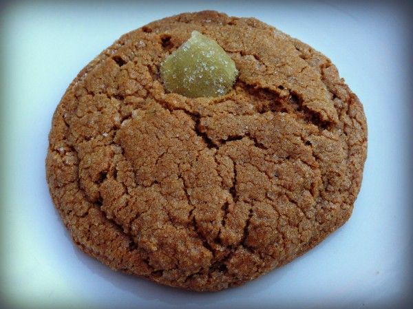 naidres ginger molasses cookie