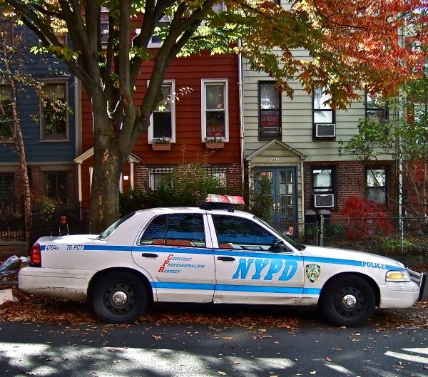 police car outside de blasio 11th street home