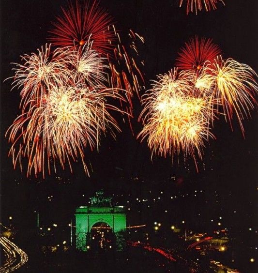 ssn_GAP-fireworks_prospectpark_fb-533x564