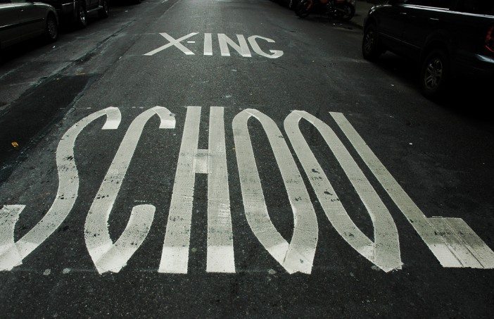 school crossing xing by pallih