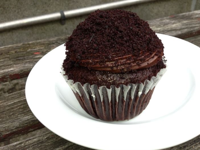 brooklyn blackout cupcake