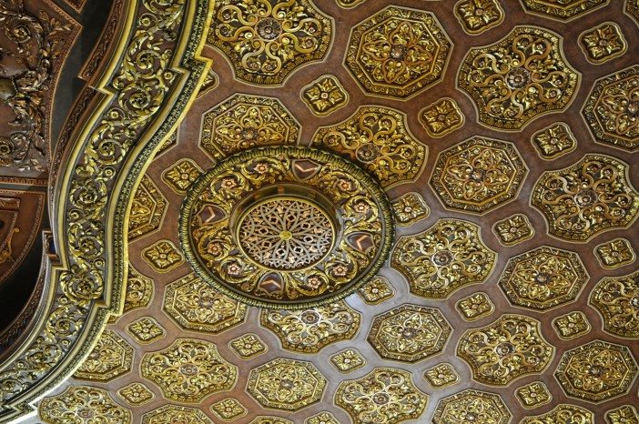balcony ceiling at Kings Theatre 