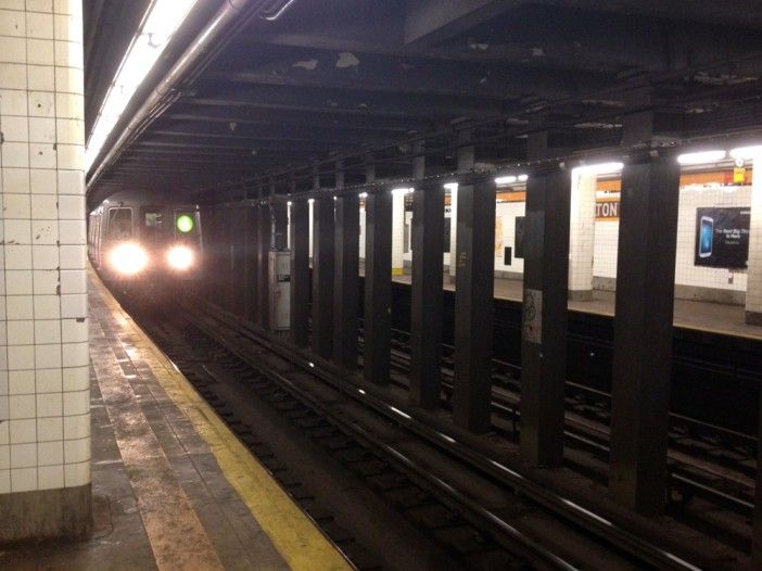 g train fort hamilton parkway subway