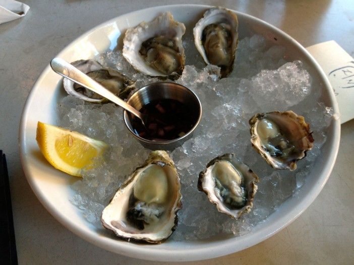 Littleneck oysters