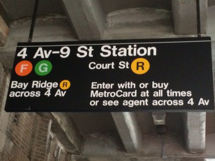 4th Ave 9th St subway station sign