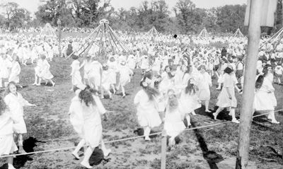 Prospect Park may pole dancing 1918