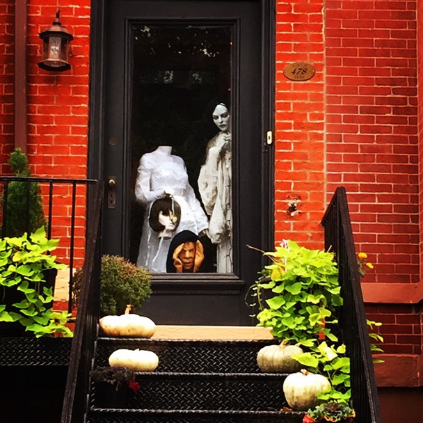 white wedding by stockoppphoto on Instagram