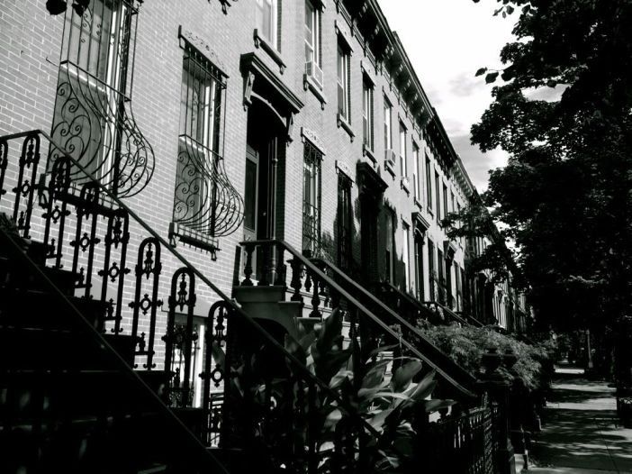 homes on 10th street