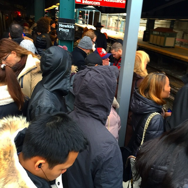 Newkirk subway station crowded